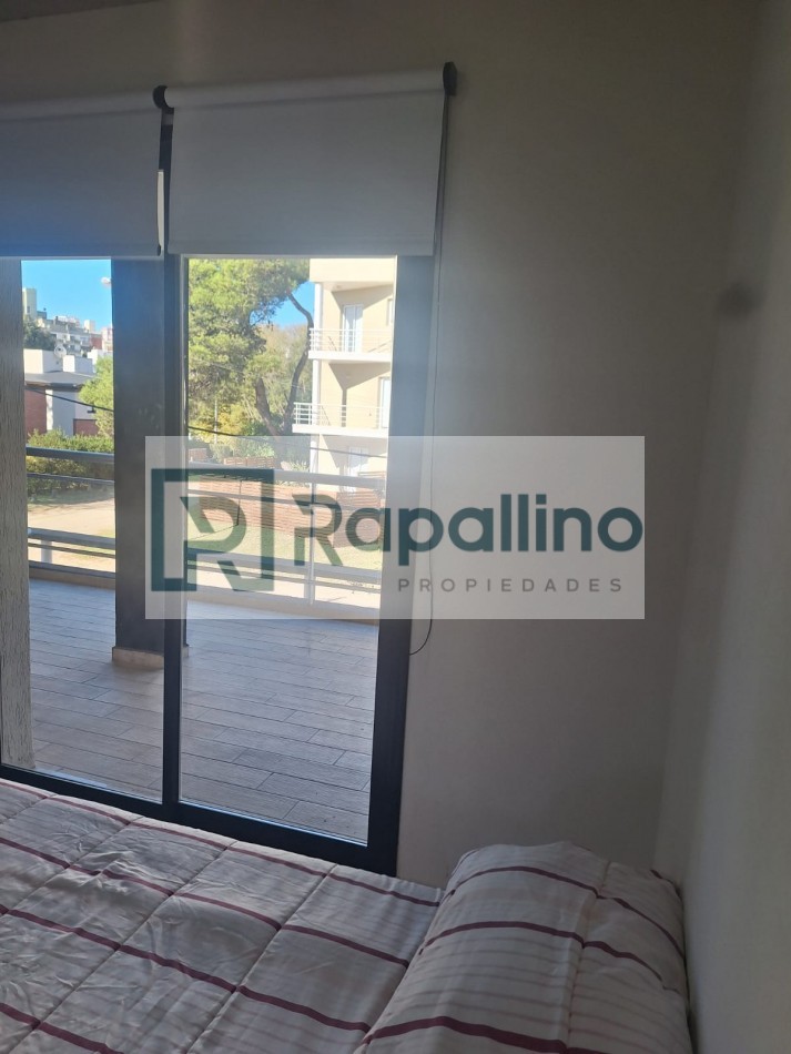 DEPARTAMENTO 2 AMB C/COCHERA - Pinamar Centro -