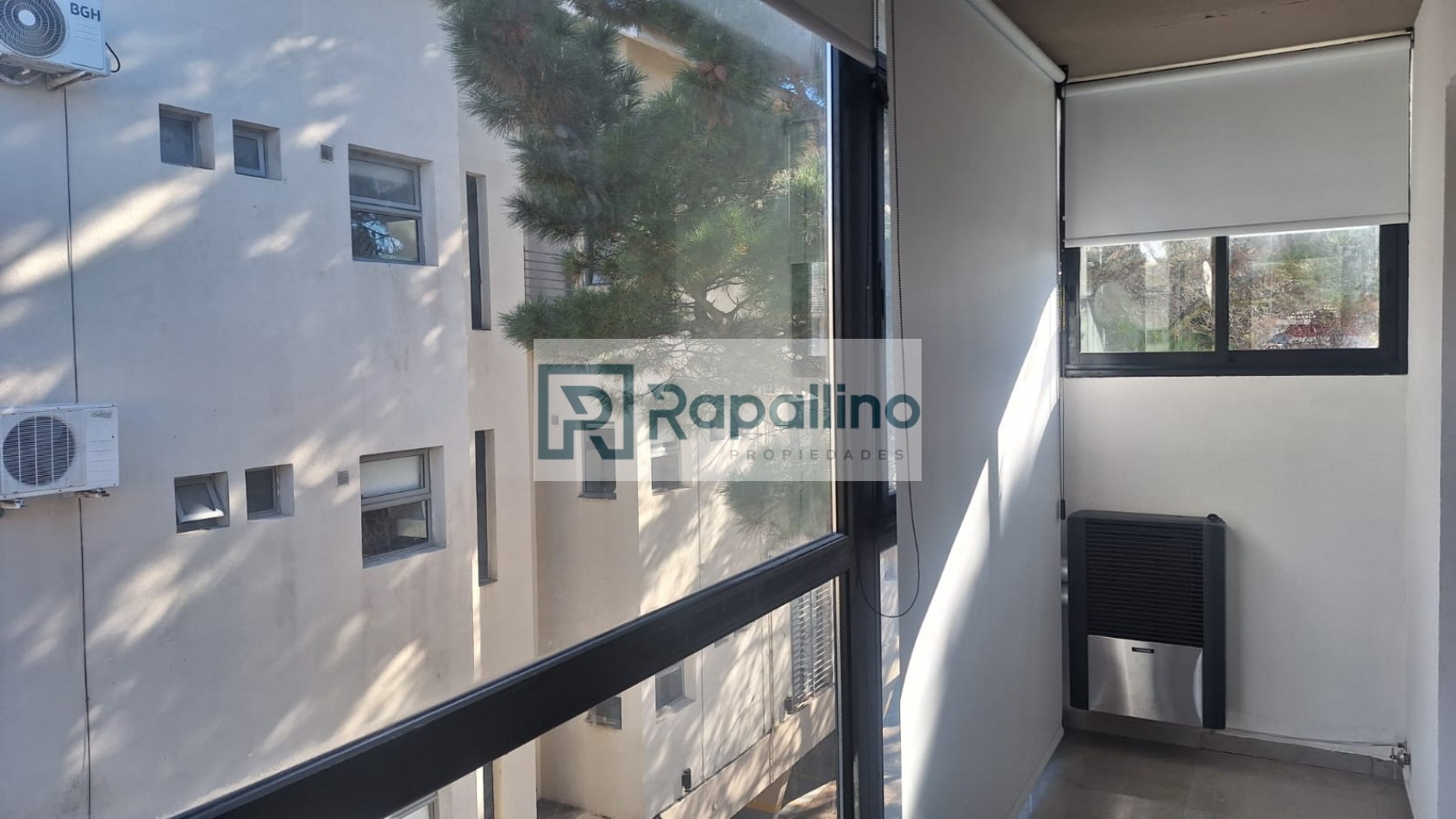 DEPARTAMENTO 2 AMB C/COCHERA - Pinamar Centro -