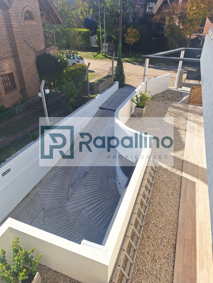 DEPARTAMENTO 2 AMB C/COCHERA - Pinamar Centro -