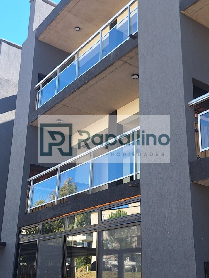 DEPARTAMENTO 2 AMB C/COCHERA - Pinamar Centro -