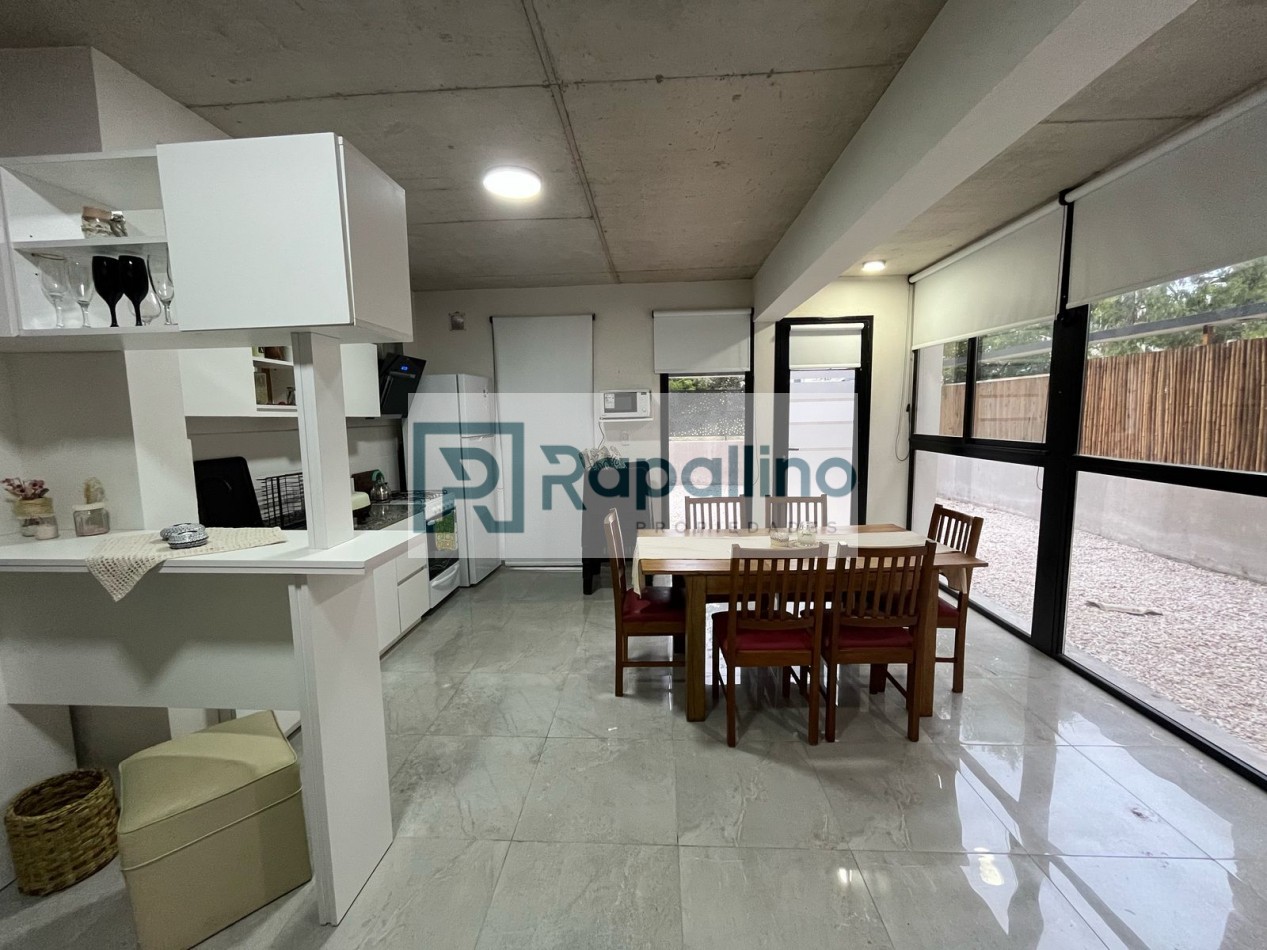 DEPARTAMENTO 2 AMB C/COCHERA - Pinamar Centro -
