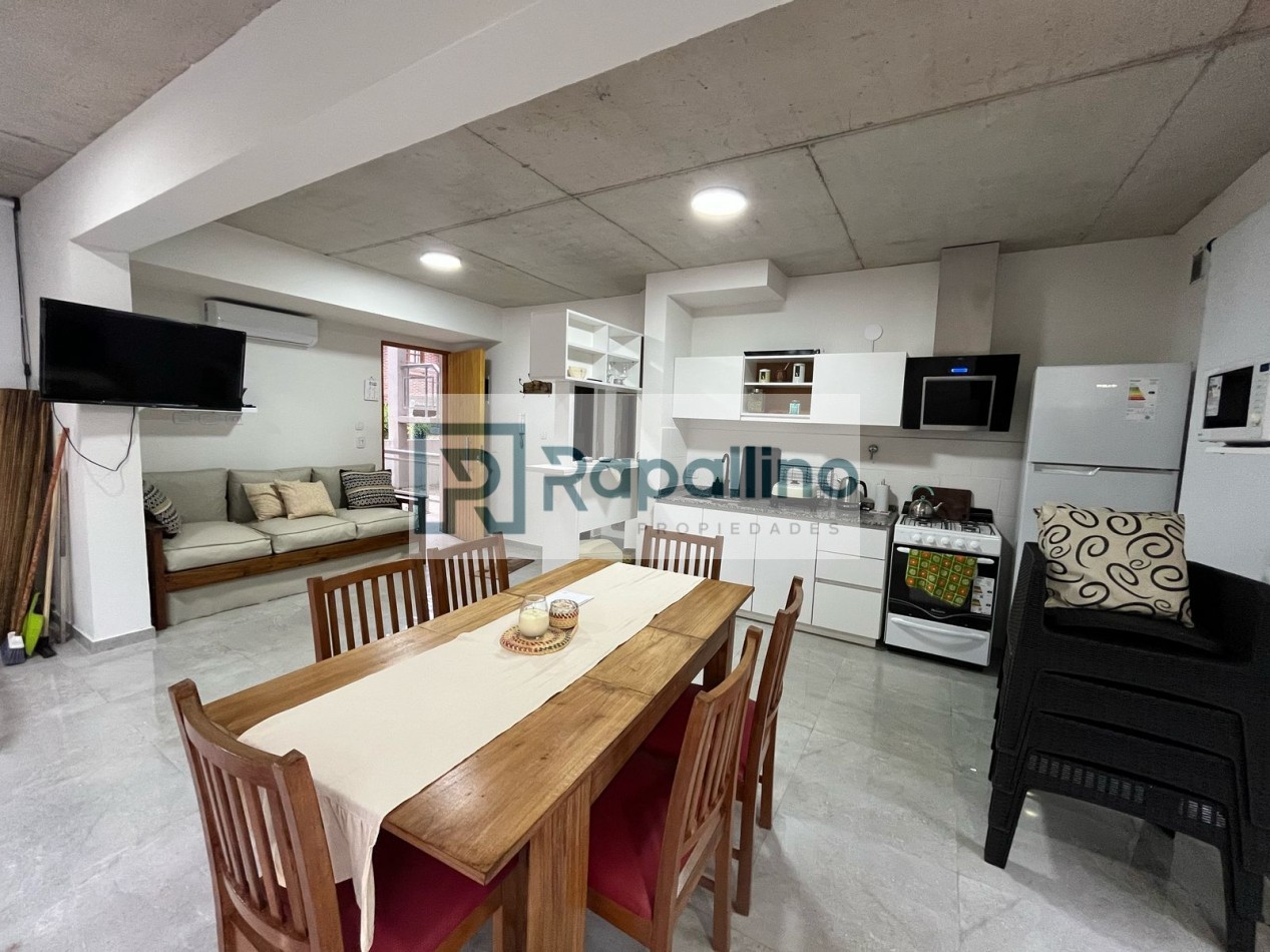 DEPARTAMENTO 2 AMB C/COCHERA - Pinamar Centro -