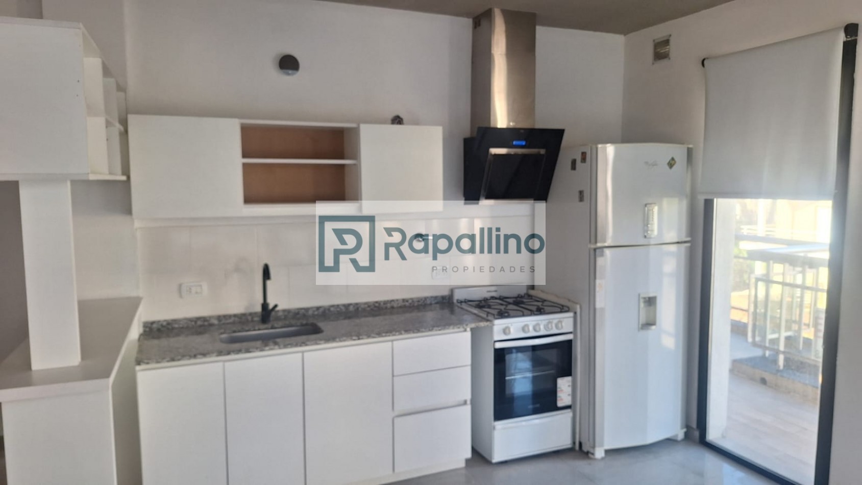DEPARTAMENTO 2 AMB C/COCHERA - Pinamar Centro -