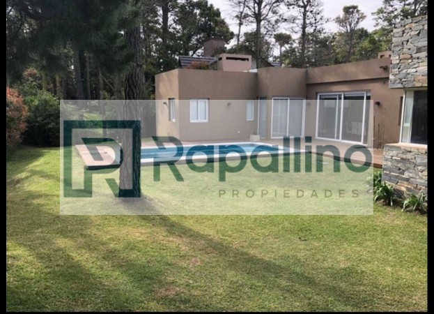 CASA PINAMAR NORTE C/PISCINA