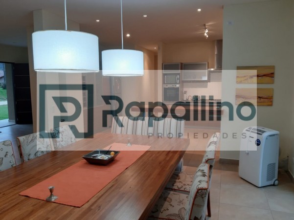 CASA PINAMAR NORTE C/PISCINA