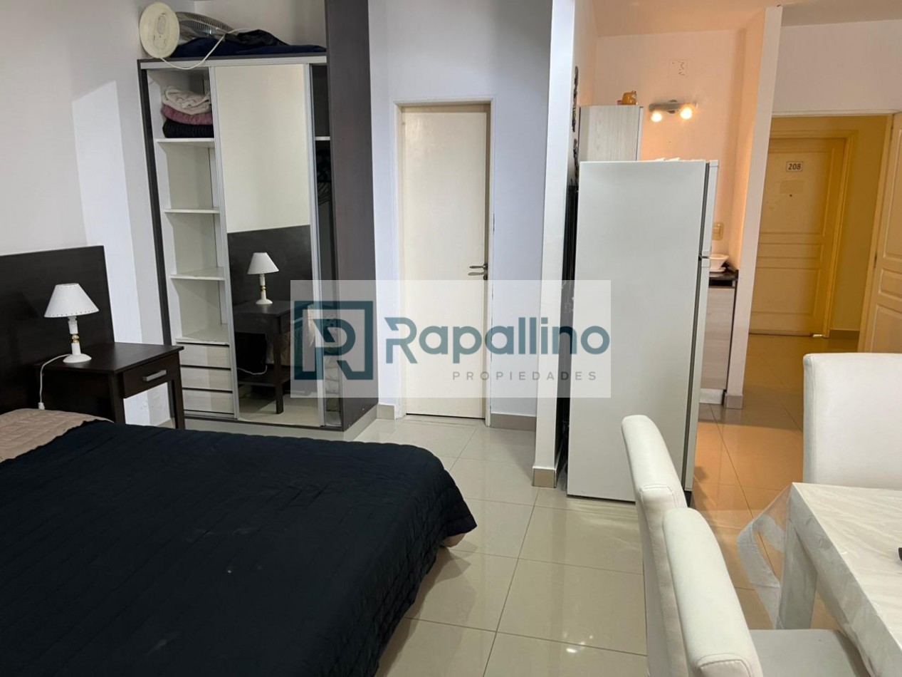 DEPARTAMENTO MONOAMBIENTE C/COCHERA