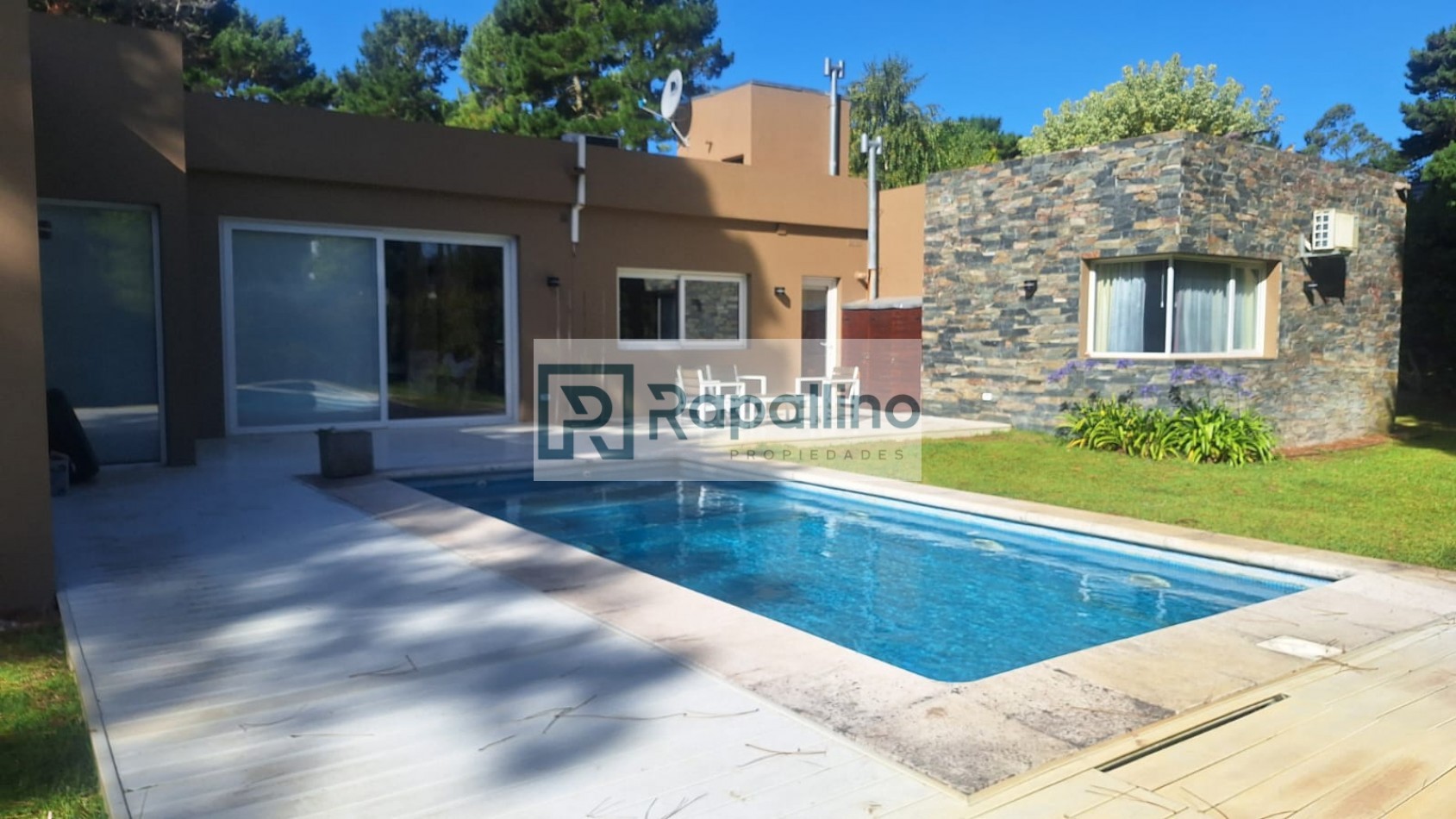 CASA PINAMAR NORTE C/PISCINA